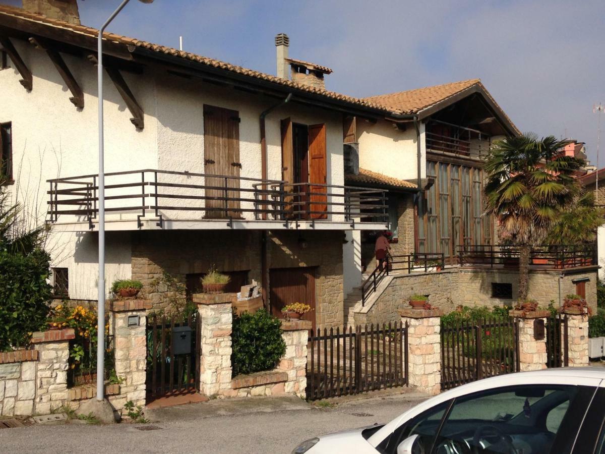Villa Lilly Falconara Marittima Dış mekan fotoğraf